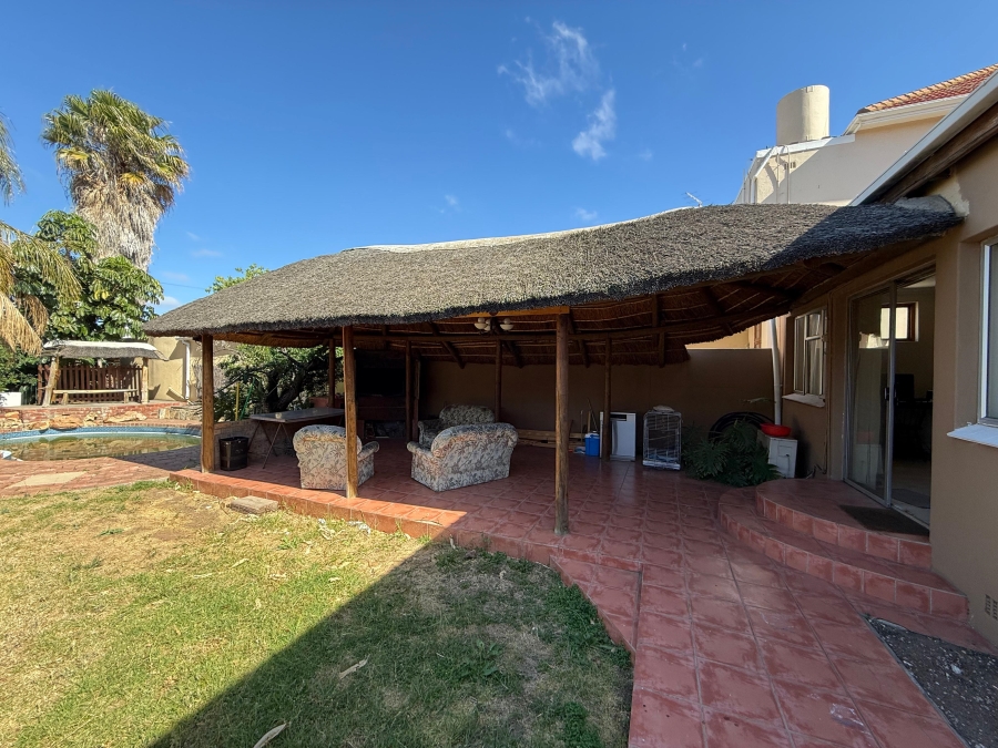 3 Bedroom Property for Sale in Paglande Western Cape